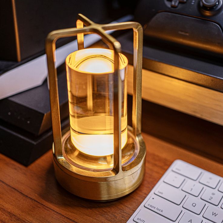Vintage Crystal Lantern - LMP 1803A