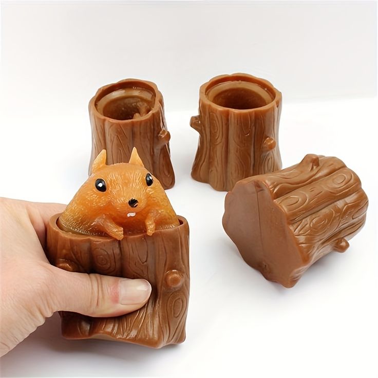 Funny Squirrel Shape Stress Relief, Sensory Squishy, Soft, Stretchable, Pen Holder